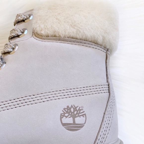Timberland 6” Shearling Collar Waterproof Boots - Picture 6 of 8